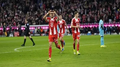 美林站雪联单板滑雪世界杯首日双冠荣耀诞生